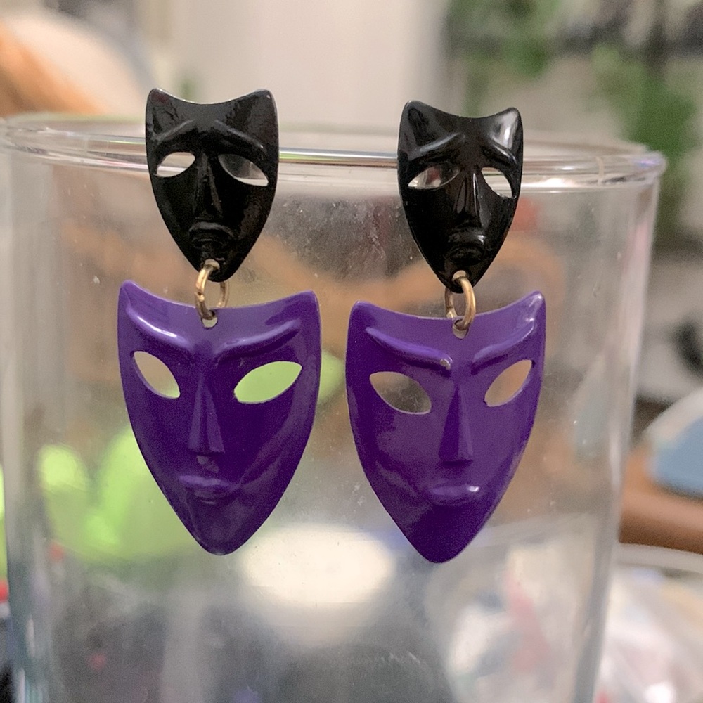 Vintage 90s masks 🎭 earrings